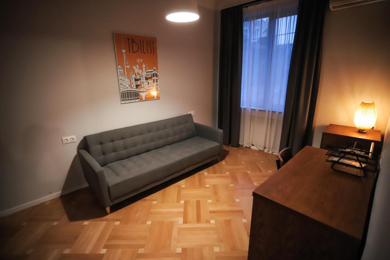 Hotel Sabu Tbiliszi Kültér fotó